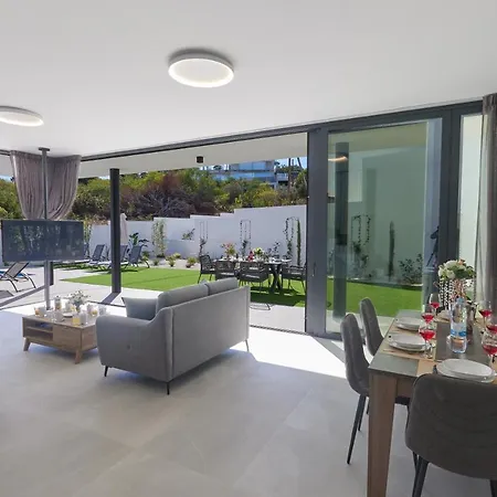 Elite Pearl Ep4b * Protaras